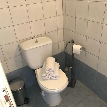 Maisonette With Sea View & Pool Вилла Палиури
