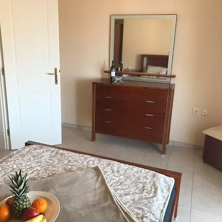 Вилла Maisonette With Sea View & Pool
