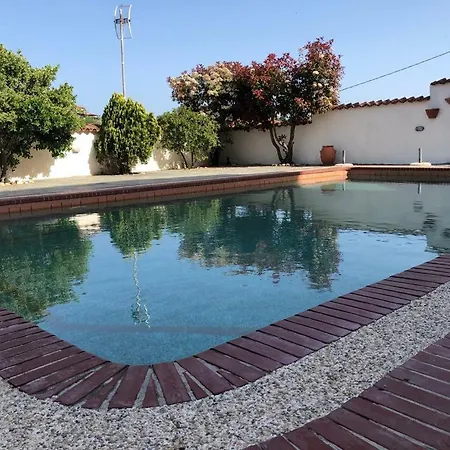 Maisonette With Sea View & Pool *