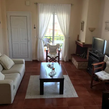 Maisonette With Sea View & Pool *