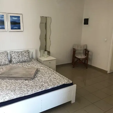 Villa Maisonette With Sea View & Pool *