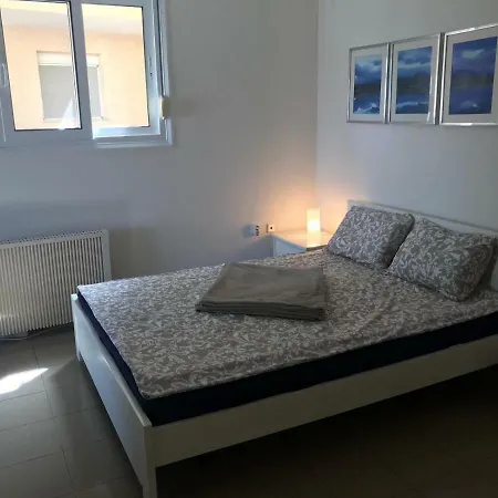 Maisonette With Sea View & Pool *